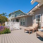 Walk To Beach, Ac, Firepit, Grill
