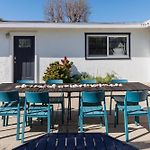 Charming Beach Bungalows - 4Br, Sleeps 10, Pets Ok
