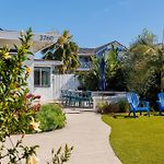 Charming Beach Bungalows - 4Br, Sleeps 10, Pets Ok
