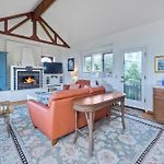 5051 Shore Drive