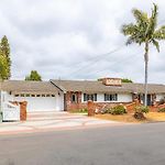 Spacious 2 Bed In Carlsbad