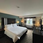 Holiday Inn Express & Suites Carlsbad Beach By Ihg