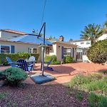 Coastal Cottage Steps From The Sand | Walk To Carlsbad Village, Dog-Friendly