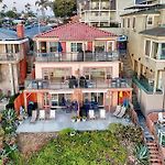Oceanfront Apartment, Private Balcony, Beach Access, Sunset Views