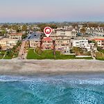 Oceanfront Condo, Private Balcony, Beach Access, Sunset Views