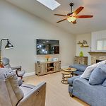 1 Mi To Beach! \'Carlsbad Retreat\' W/ Serene Garden