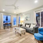Oceanfront Unit, Private Balcony, Beach Access, Sunset Views
