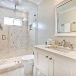 3080 Lincoln - Unit 24