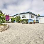 Coastal Carlsbad Home: 1 Mi To Beach & Downtown