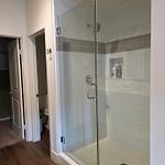 Master Bedroom-2 With Bathroom, Parking, Balcony 4-Min Walking To The Beach & Downtown In Carlsbad