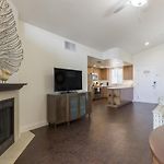 Grand Pacific Palisades