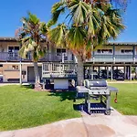 3080 Lincoln St #16