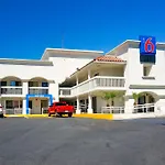 Motel 6-Carlsbad, Ca Beach