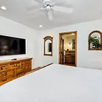 Great Group Retreat! Hacienda Decor, Spacious Floor Plan, Private Backyard
