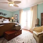 Coastal Hideaway
