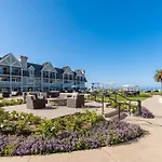 Carlsbad Inn Beach Resort