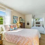 Oceanview, Walk To Beach, Fire Pit