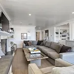 Luxury Ocean Views & Steps To The Sand - Tower 36 Upper Condo Unit