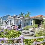 Walk To Beach, Ac, Firepit, Grill