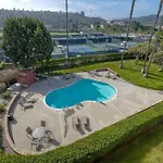 2Br Private Balcony Overlooking Pool, Gated Parking, Walk To Resort