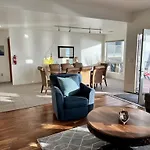 Oceanfront 2Br Condo, Private Beach & Patio, Rare Find