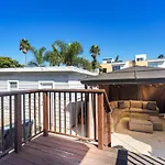 Cb-3900B - Coastal Carlsbad Surfer\'S Hideaway