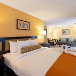 Steps From The Beach In Carlsbad- 1 Bedroom Unit