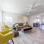 Charming Beach Bungalows - 4Br, Sleeps 10, Pets Ok