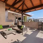 Oceanview Rooftop Patio - Walk To The Beach & Park