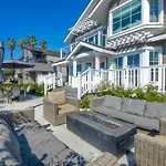 Luxury Ocean Views - 6 Bedroom Home - Steps To Sand