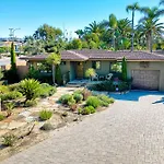 Walk To Beach - Bbq - Fire Pit - Outdoor Dining