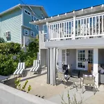 Walk To Beach & Village - 5 Bedrooms - 3 Units