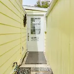 Carlsbad Bungalow Patio, Hot Tub, Close To Beach!