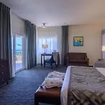 Tamarack Beach Hotel
