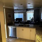 Carlsbad Hideway Pool Spa