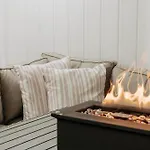Mediterranean Modern Steps To Beach/Dining W/ Spa