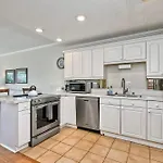 La Costa Condo Pool Bbq Gated Parking