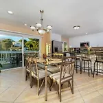 Carlsbad Lagoon Beach Coastal Retreat