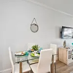 La Costa Gem - Condo For 3