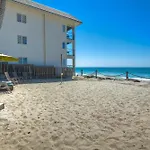Exclusive Beachfront Duplex In Carlsbad Village Ocean Views, Sleeps 9