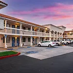 Motel 6-Carlsbad, Ca Beach
