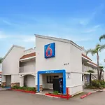 Motel 6-Carlsbad, Ca - East Near Legoland