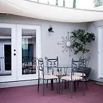 Getaway Beach Bungalow - Kid And Pet Friendly