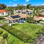 Oceanview Oasis With Roofdeck Hot Tub