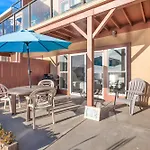 3009 Ocean St E Beautiful Beachfront Condo W/ Ocean Views, Private Patio, Grill, & Free Wifi