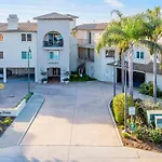 Beach - Walk - Village - Pool - Spa - Gym - Resort