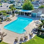 Carlsbad Coastal Cottage — Private Patio + Gated Pool & Spa In Minutes To The Beach!