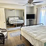 One Mile To The Coast In Carlsbad! Lovely Single Story, Family Friendly!