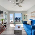 Oceanfront Condo, Private Balcony, Beach Access, Sunset Views