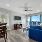 Oceanfront Condo, Private Balcony, Beach Access, Sunset Views